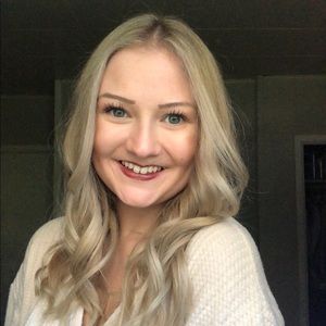 Meet your Posher, Jillian